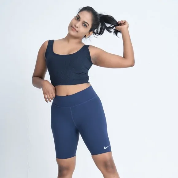 NWT Nike Sportswear Essential Women's High Waist Bike Short Navy Blue UK 4- 12 - Picture 1 of 9